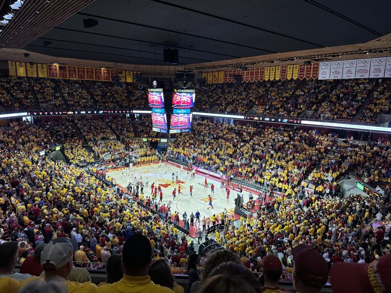 File:Hilton Coliseum 997.jpeg