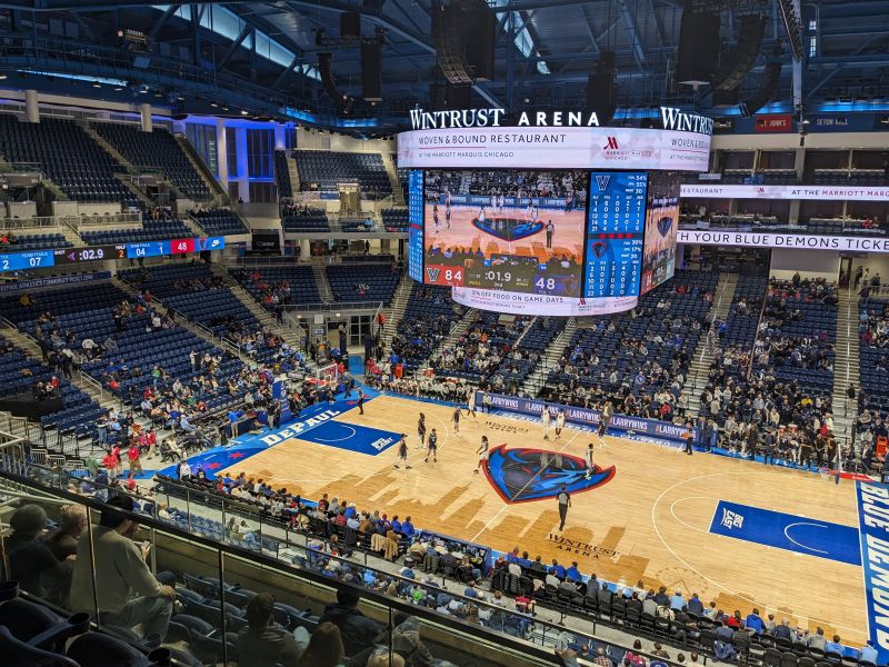 File:Wintrust Arena 968.jpg