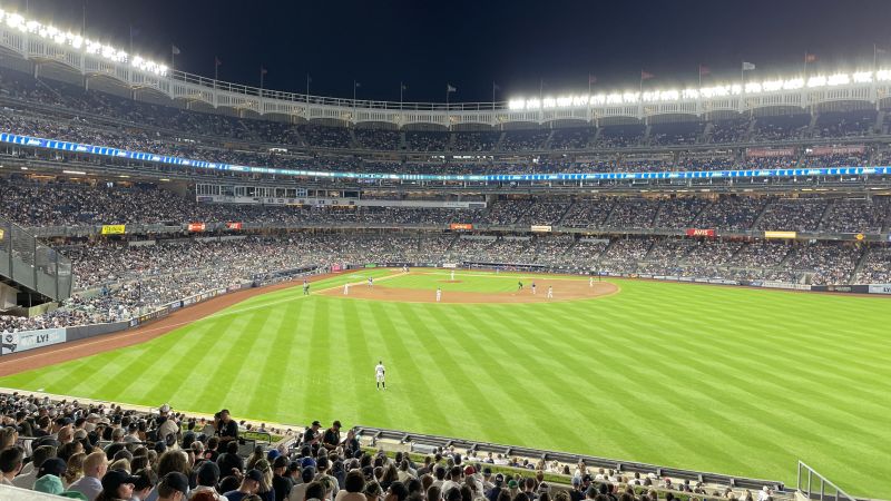 File:Yankee Stadium 391.jpeg