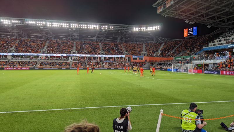 File:Shell Energy Stadium 900.jpg