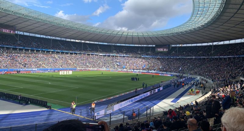 File:Olympiastadion (Berlin) 654.jpg
