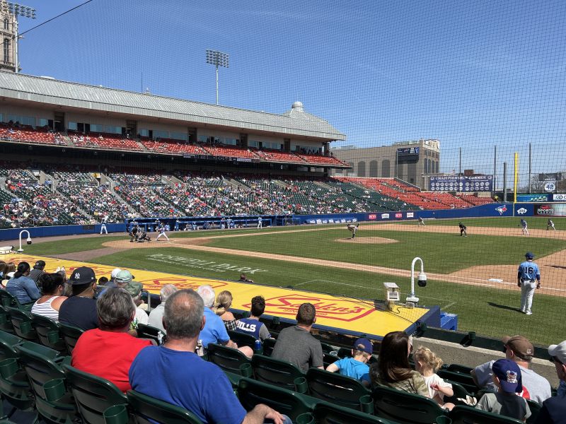 File:Sahlen Field 325.jpeg