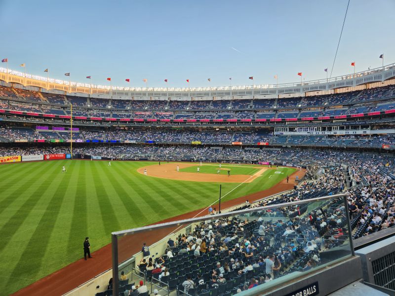 File:Yankee Stadium 807.jpg
