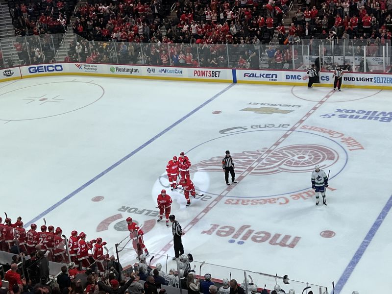 File:Little Caesars Arena 138.jpeg