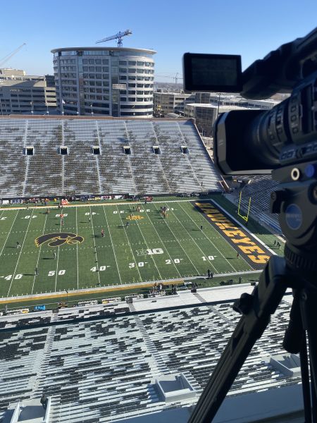 File:Kinnick Stadium 975.jpg