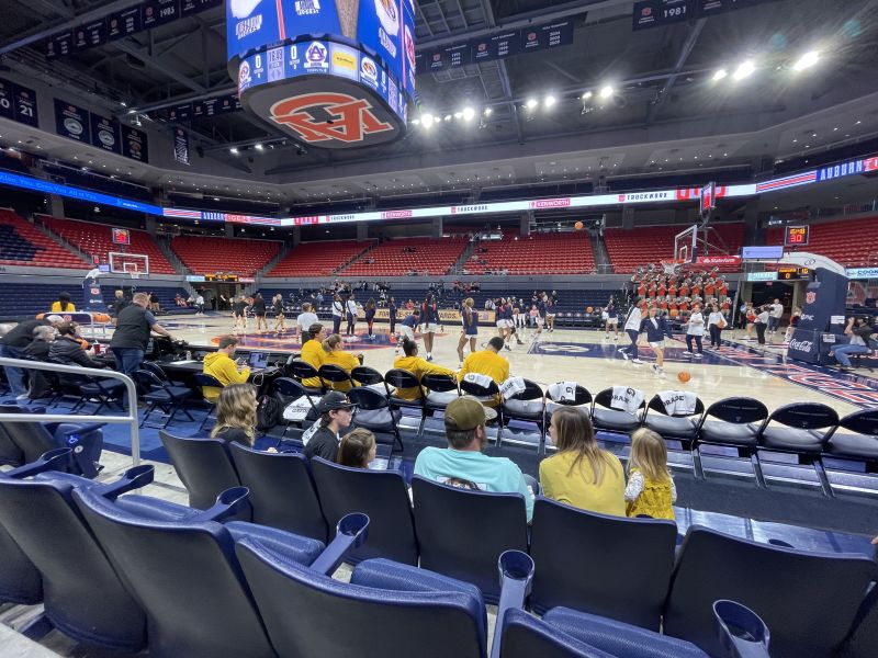 File:Neville Arena 963.jpeg