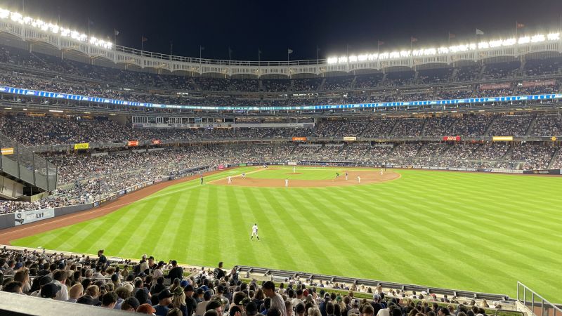File:Yankee Stadium 389.jpeg